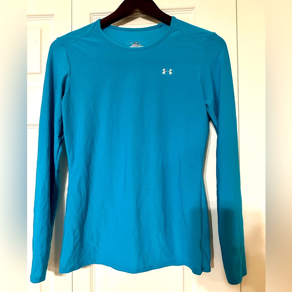 Under armour heat gear womens top size small